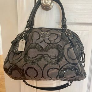 Coach Women’s Shoulder bag